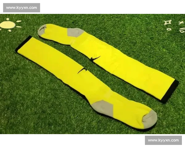 足球装备革新之路 探索运动鞋 球衣 球袜 训练器材的最新发展趋势